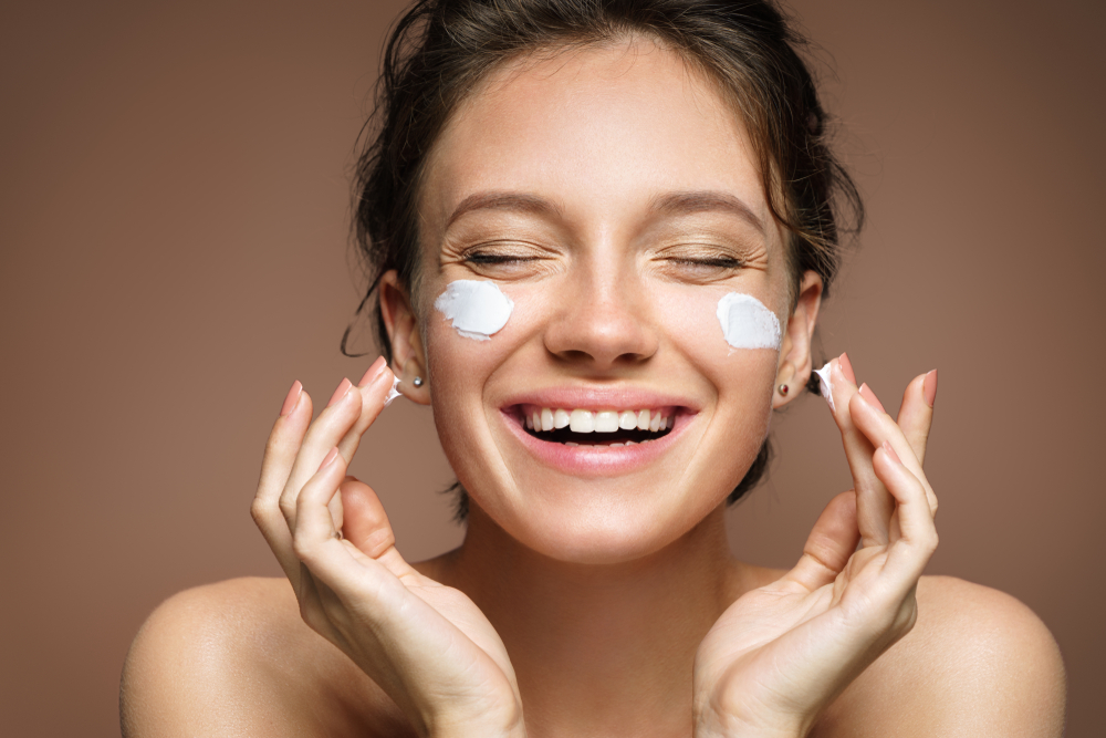 moisturizer woman